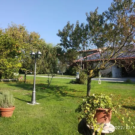 Konukevi Da Meri Latisana